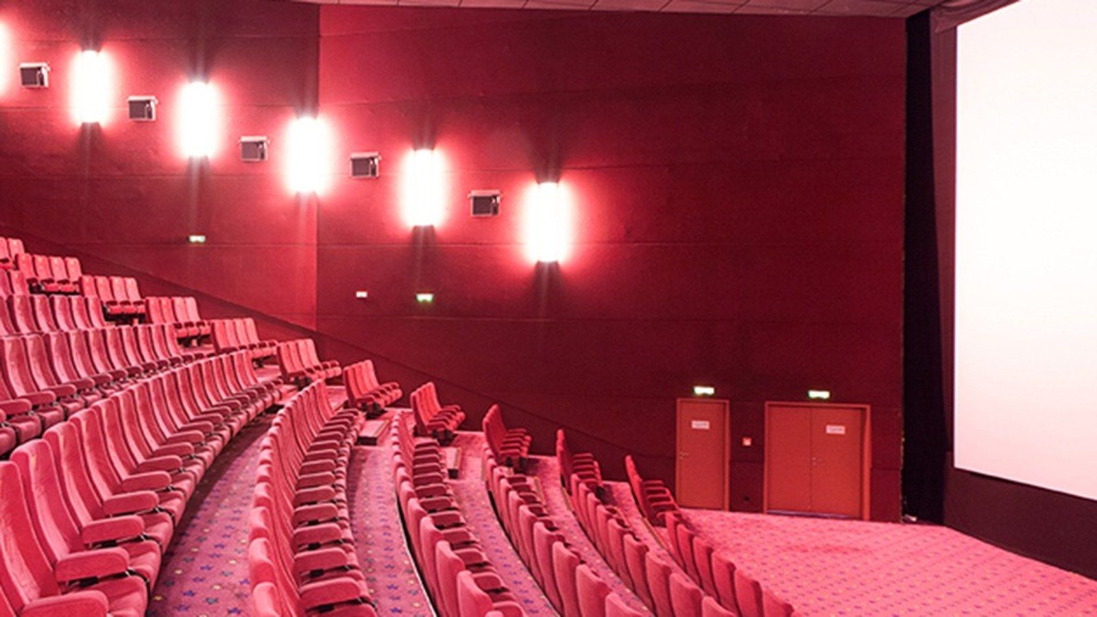 Cineplexx Village Cinema Wien Mitte, photo 2 of 2