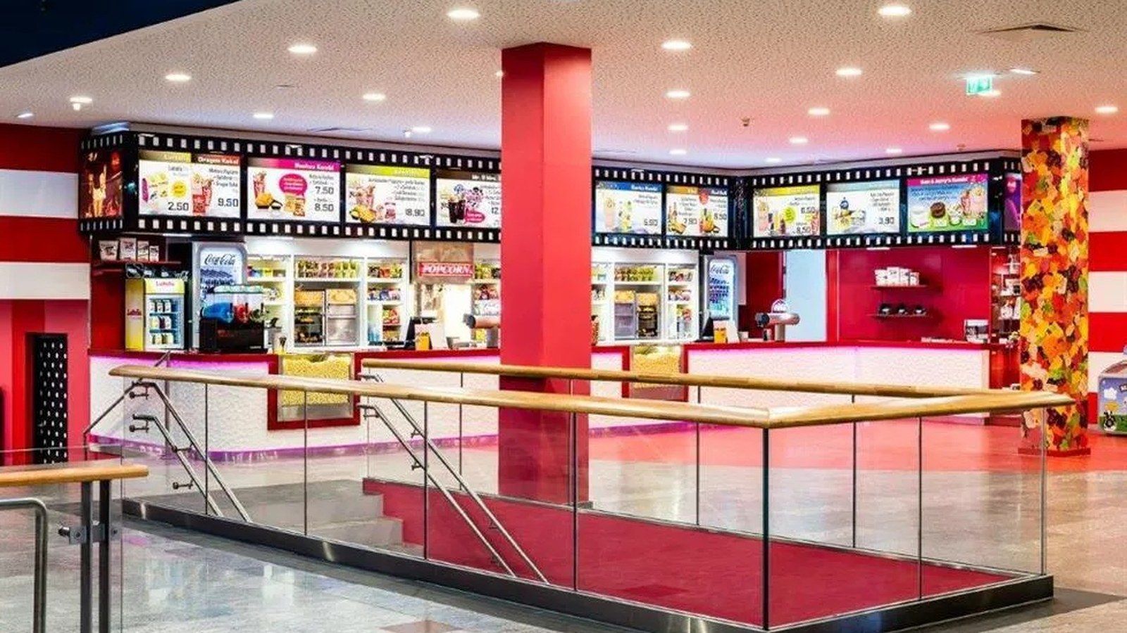 Hollywood Megaplex SCN, photo 3 of 3